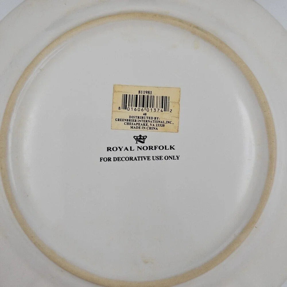 Royal Norfolk‎ 2 - 7 1/2